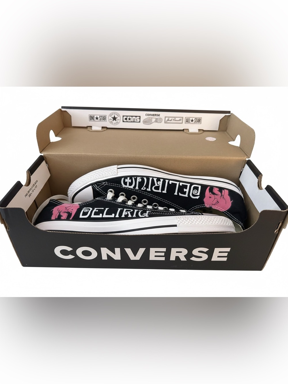 RARE Converse x Delirium Tremens Belgian Brewery Converse Sneakers 🍺🐘